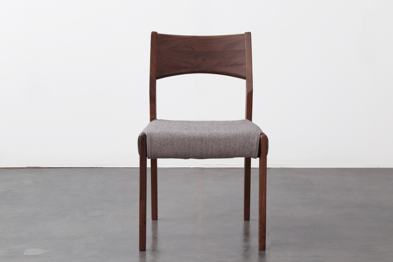 dining-table-dism-chair-202409