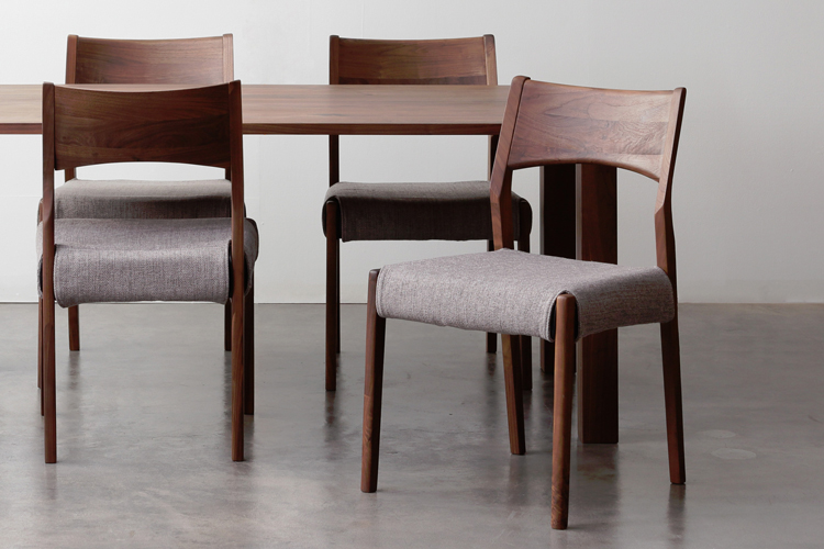 dining-table-dism-chair-202409