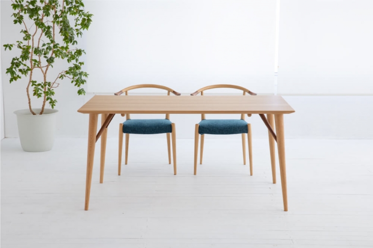 White Wood ダイニングテーブル | Interior Design VENUS Online Shop